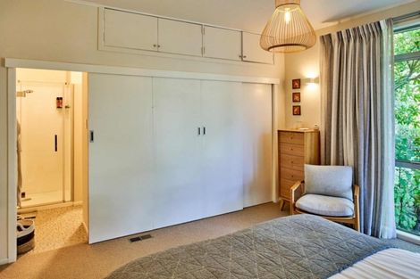 Photo of property in 3 Luff Place, Whitby, Porirua, 5024