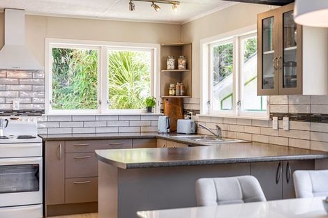 Photo of property in 54 Kowhai Street, Wainuiomata, Lower Hutt, 5014