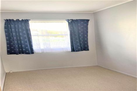 Photo of property in 11 Glen Alice Grove, Naenae, Lower Hutt, 5011