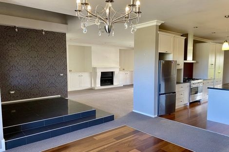 Photo of property in 2 Robertson Court, Cromwell, 9310