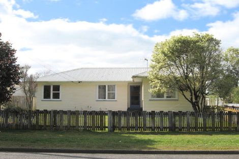 Photo of property in 1/42 Rollerson Street, Papakura, 2110