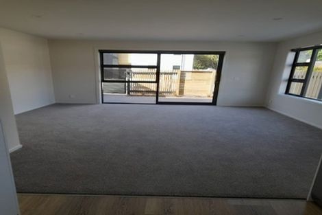 Photo of property in 1/33 Sladden Street, Naenae, Lower Hutt, 5011