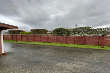 Photo of property in 30f2- Whitley Avenue, Ebdentown, Upper Hutt, 5018