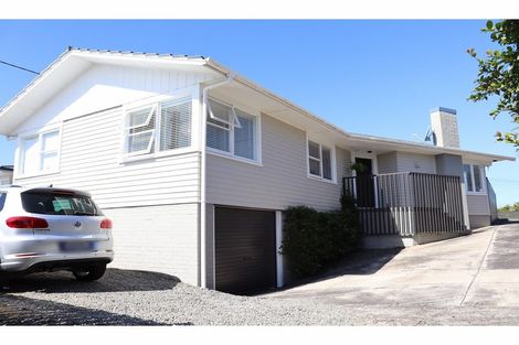 Photo of property in 1/14 James Street, Bayview, Auckland, 0629