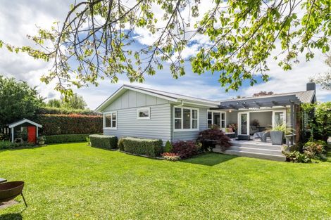 Photo of property in 17 Brookvale Road, Havelock North, 4130