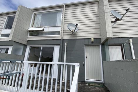 Photo of property in 33u5 Frankmoore Avenue, Johnsonville, Wellington, 6037
