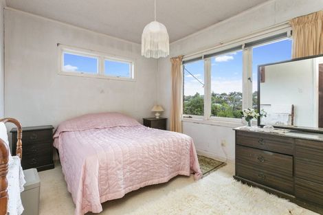 Photo of property in 27 Merriefield Avenue, Forrest Hill, Auckland, 0620