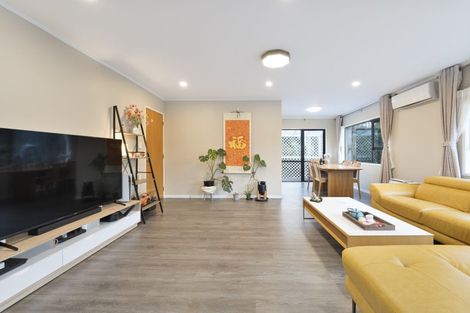 Photo of property in 81 Spence Road, Henderson, Auckland, 0612