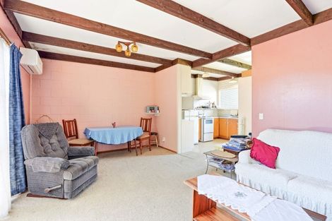 Photo of property in 75b Matai Street, Castlecliff, Whanganui, 4501