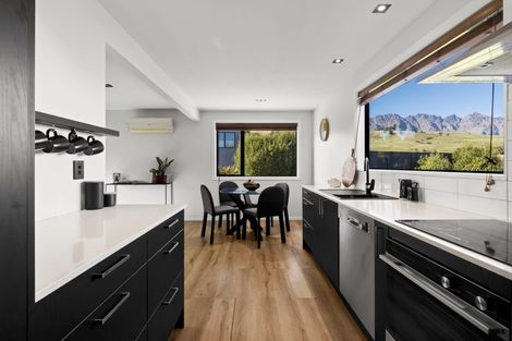 Photo of property in 65 Oregon Drive, Kelvin Heights, Queenstown, 9300