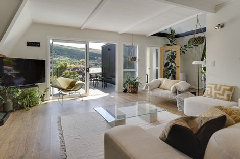 Photo of property in 696 Peninsula Road, Kelvin Heights, Queenstown, 9300