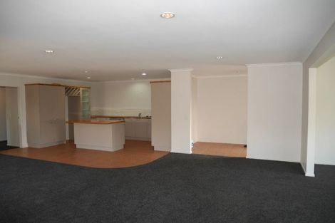 Photo of property in 8 Santa Teresa Court, Paraparaumu Beach, Paraparaumu, 5032
