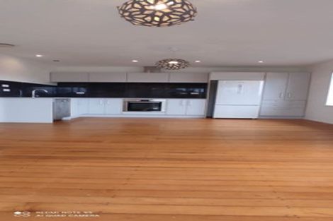 Photo of property in 1/39 Lancaster Road, Beach Haven, Auckland, 0626