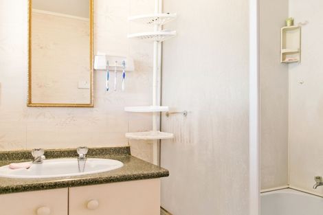 Photo of property in 15 Marshall Avenue, Richmond Heights, Taupo, 3330