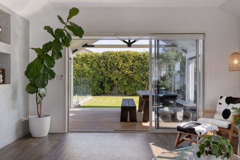 Photo of property in 610 Gloucester Road, Papamoa Beach, Papamoa, 3118
