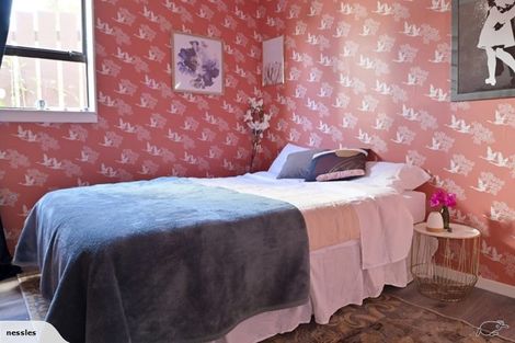 Photo of property in 28 Ferry Street, Seatoun, Wellington, 6022