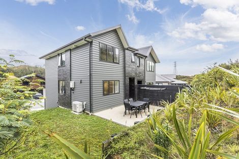 Photo of property in 15 Holystone Road, Whitby, Porirua, 5024