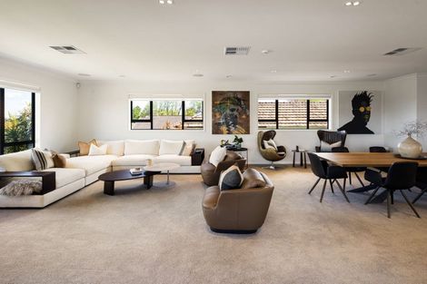 Photo of property in 27 Dalethorpe Avenue, Fairfield, Hamilton, 3214