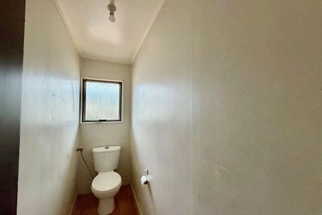 Photo of property in 2/319 Roscommon Road, Clendon Park, Auckland, 2103