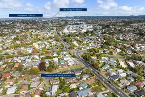 Photo of property in 21 Don Buck Road, Massey, Auckland, 0614