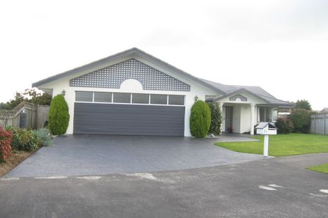 Photo of property in 11 Tudor Grove, Feilding, 4702