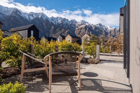 Photo of property in 39 Mulholland Drive, Jacks Point, 9371