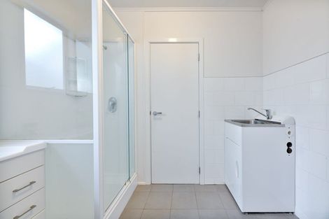 Photo of property in 45 Cron Avenue, Te Atatu South, Auckland, 0610