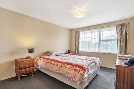 Photo of property in 1/17 Lake Terrace Road, Burwood, Christchurch, 8061