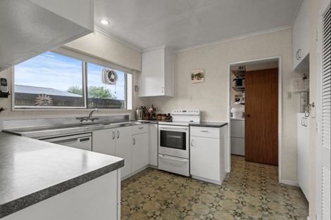 Photo of property in 28 Turakina Street, Westbrook, Palmerston North, 4412