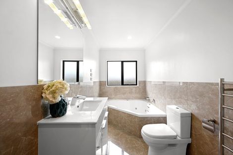 Photo of property in 33 Sirius Crescent, Rototuna North, Hamilton, 3210