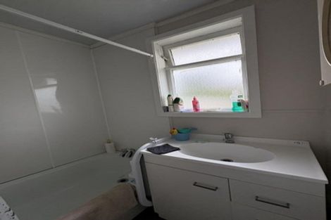 Photo of property in 16 Saint Andrews Drive, Tokoroa, 3420