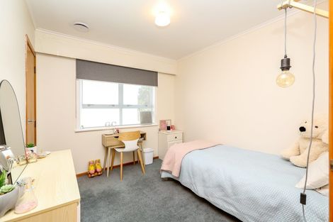 Photo of property in 185 Omata Road, Blagdon, New Plymouth, 4310