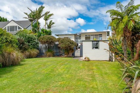Photo of property in 4 Range Road, Swanson, Auckland, 0816