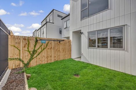 Photo of property in 95 Ngae Place, Mangere East, Auckland, 2024