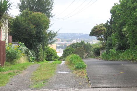 Photo of property in 18a James Laurie Street, Henderson, Auckland, 0612