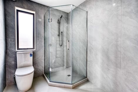 Photo of property in 10 Papai Lane, Massey, 0614