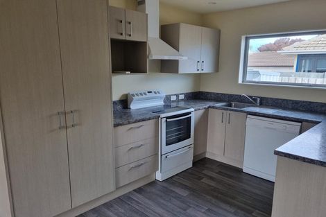 Photo of property in 2 Wildwood Avenue, Wainoni, Christchurch, 8061