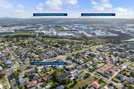 Photo of property in 1/3 Royal View Road, Te Atatu South, Auckland, 0610