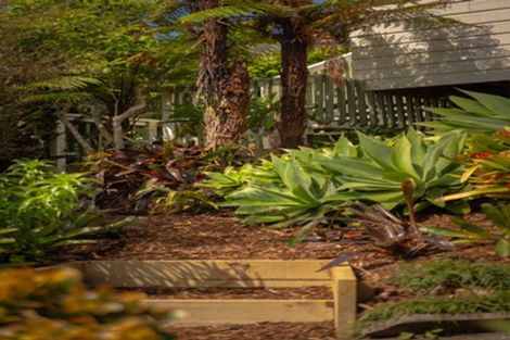 Photo of property in 1/12 Coroglen Avenue, Birkenhead, Auckland, 0626