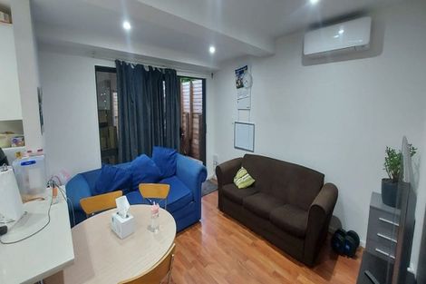 Photo of property in 20c Kohekohe Street, New Lynn, Auckland, 0600