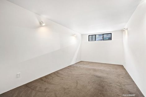 Photo of property in 10/5u Hopper Street, Mount Cook, Wellington, 6011