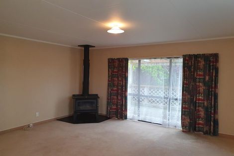 Photo of property in 42 Atherfold Crescent, Greenmeadows, Napier, 4112