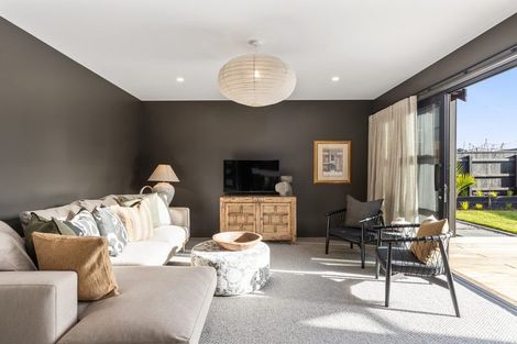 Photo of property in 56 Tironui Drive, Taradale, Napier, 4112