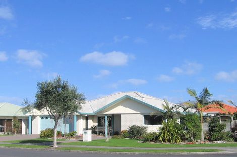 Photo of property in 12 Sandhurst Drive, Papamoa Beach, Papamoa, 3118