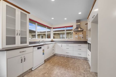 Photo of property in 20c Victoria Street, Hawera, 4610