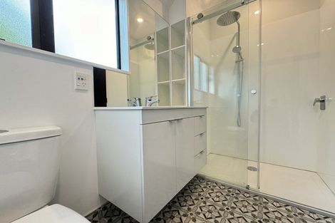 Photo of property in 64f3 Kaikoura Street, Maupuia, Wellington, 6022