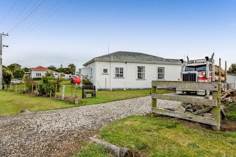 Photo of property in 8-10 Egmont Street, Normanby, Hawera, 4614