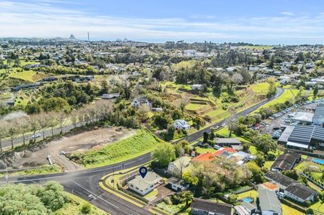 Photo of property in 1 Branch Road, Welbourn, New Plymouth, 4312