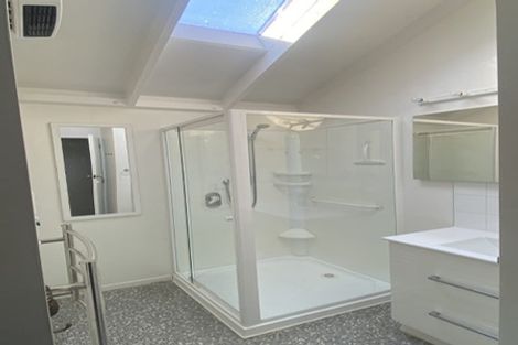 Photo of property in 2/26 Christie Crescent, Havelock North, 4130