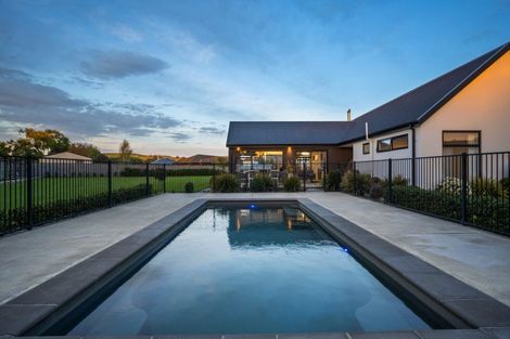 Photo of property in 3 Willowside Place, Amberley, 7410